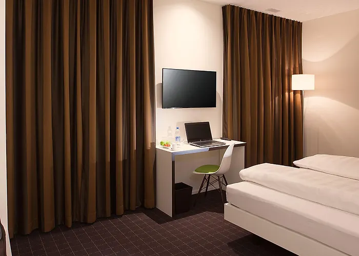 B-smart 汽车旅馆 3*